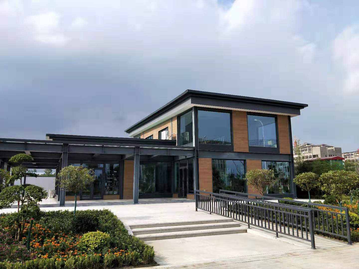 j9����վ�����й����ٷ���վ