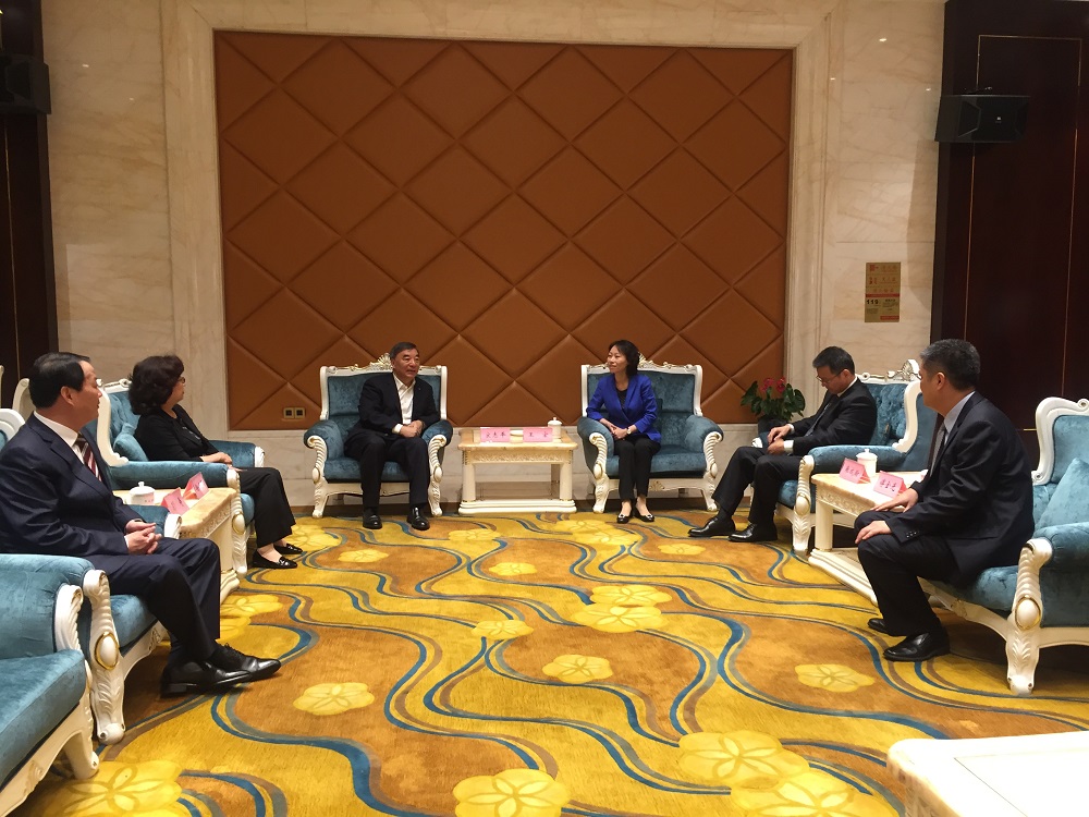 j9����վ�����й����ٷ���վ