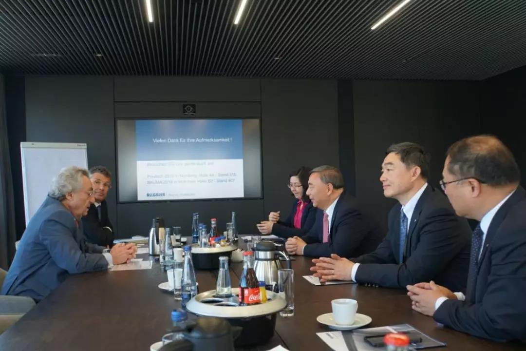 j9����վ�����й����ٷ���վ