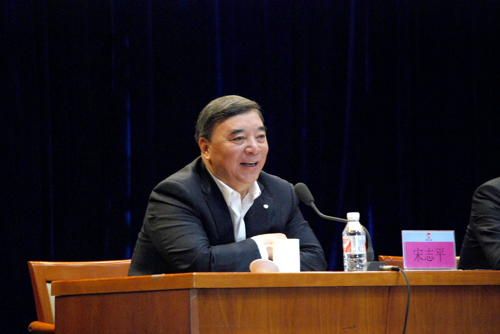 j9����վ�����й����ٷ���վ