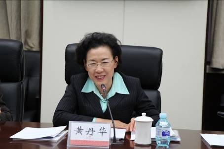 j9����վ�����й����ٷ���վ