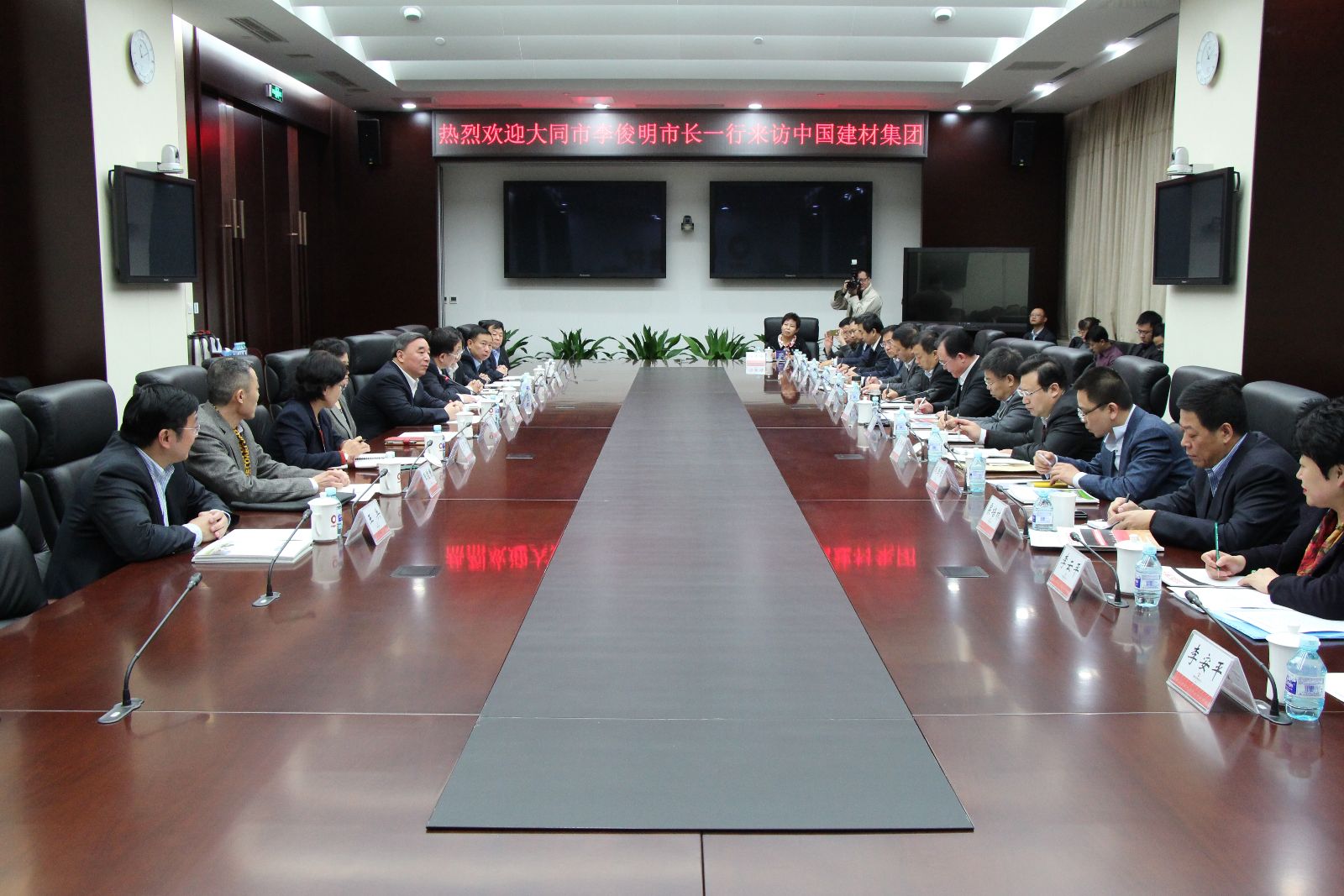 j9����վ�����й����ٷ���վ