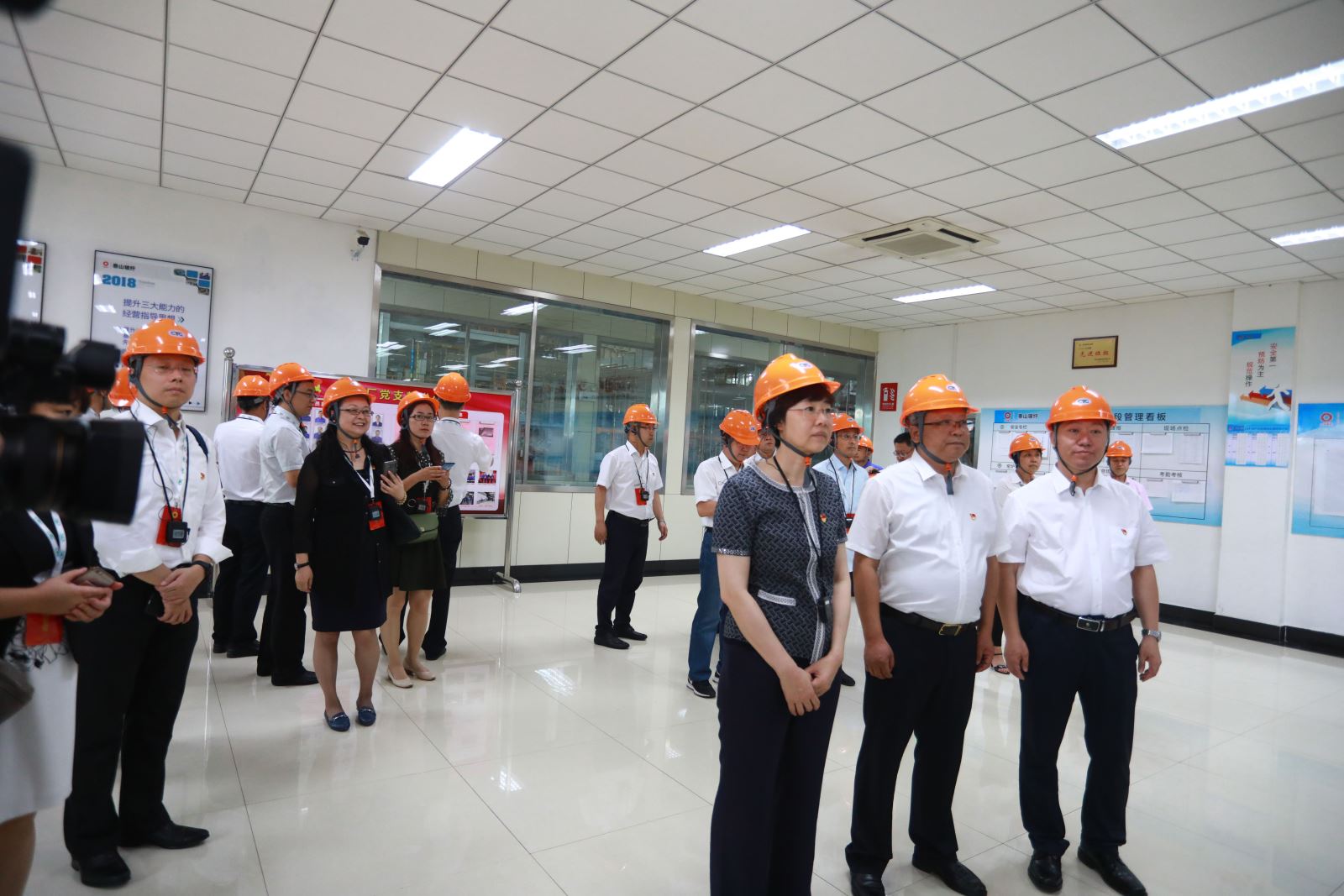 j9����վ�����й����ٷ���վ