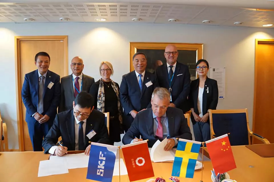 j9����վ�����й����ٷ���վ