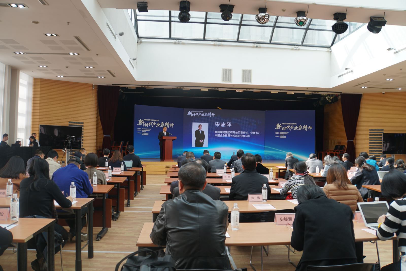 j9����վ�����й����ٷ���վ