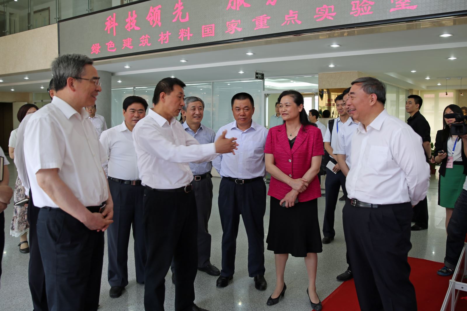 j9����վ�����й����ٷ���վ