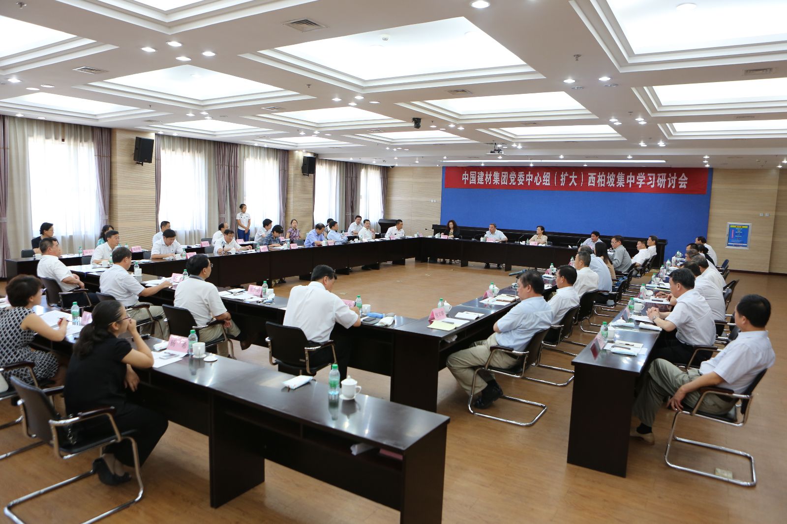 j9����վ�����й����ٷ���վ