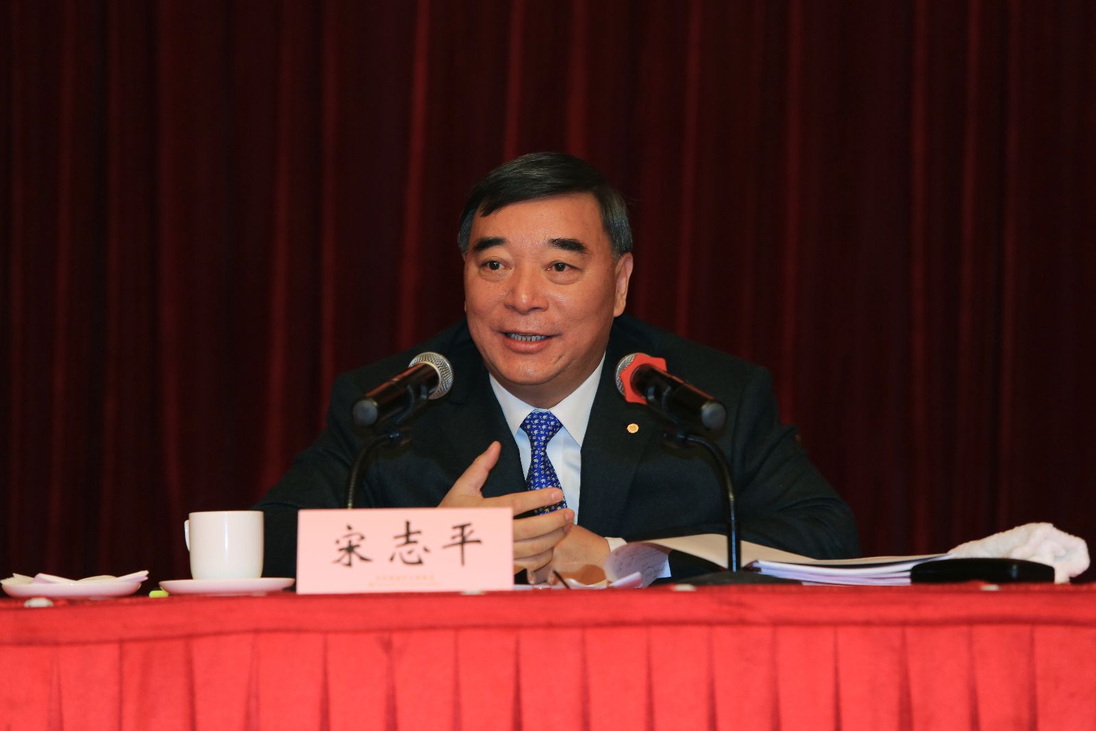 j9����վ�����й����ٷ���վ