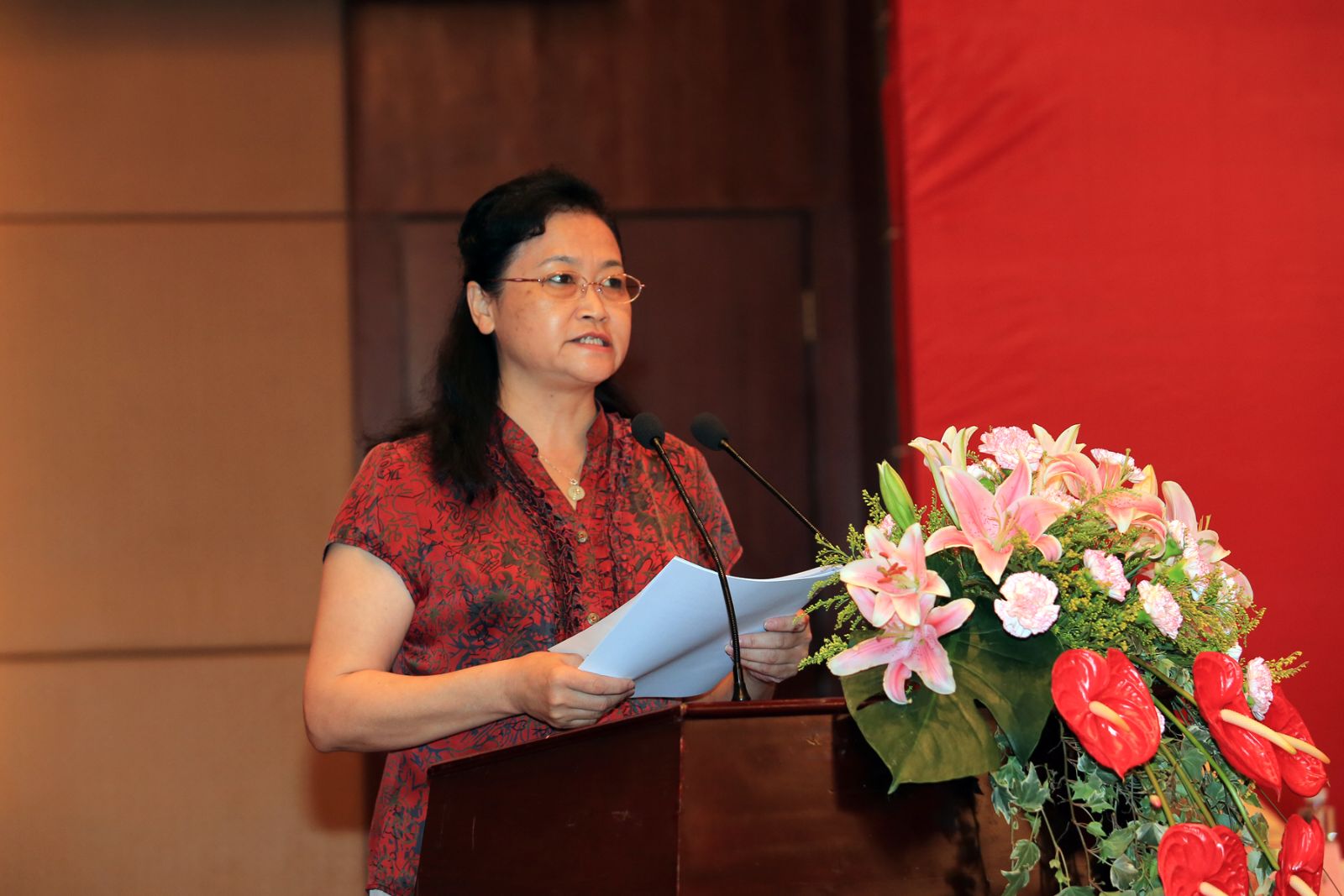 j9����վ�����й����ٷ���վ