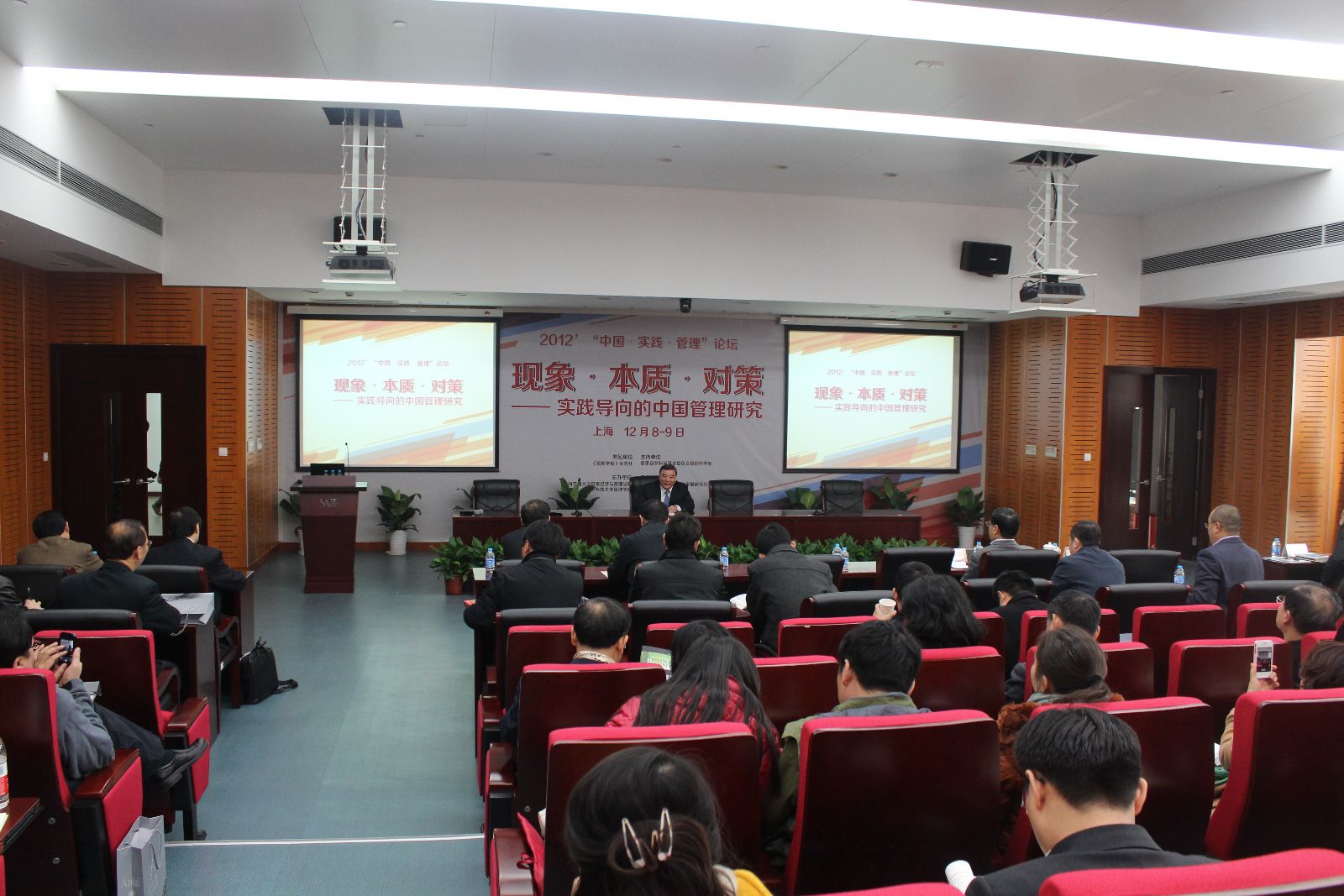 j9����վ�����й����ٷ���վ