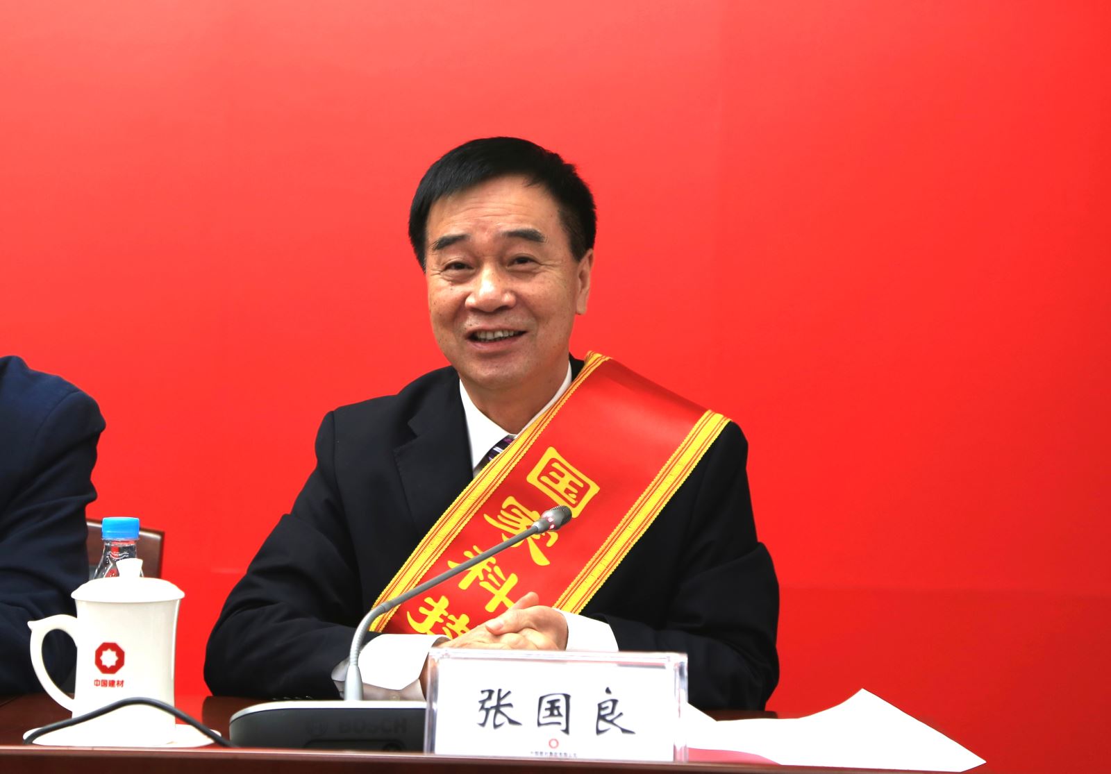 j9����վ�����й����ٷ���վ