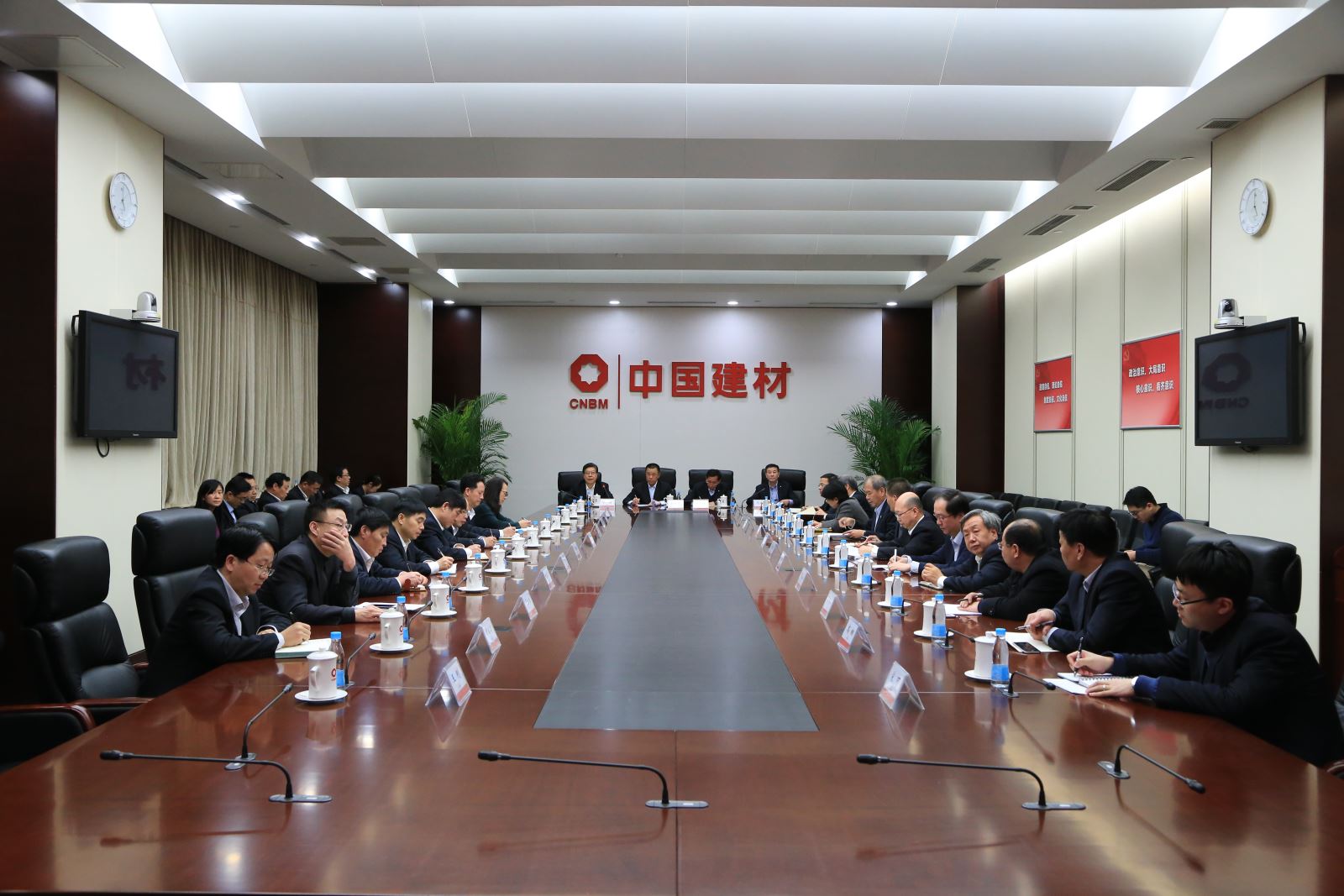 j9����վ�����й����ٷ���վ