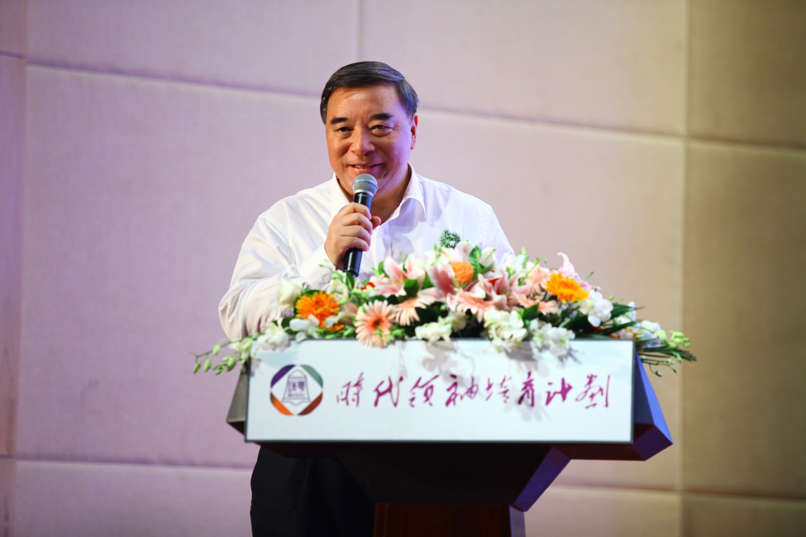 j9����վ�����й����ٷ���վ