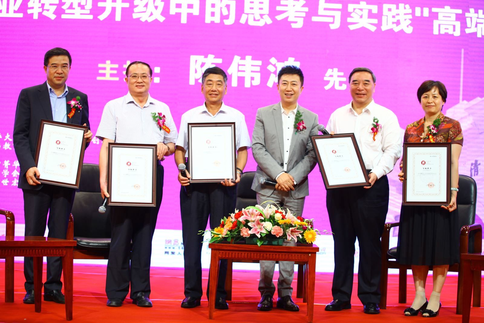 j9����վ�����й����ٷ���վ