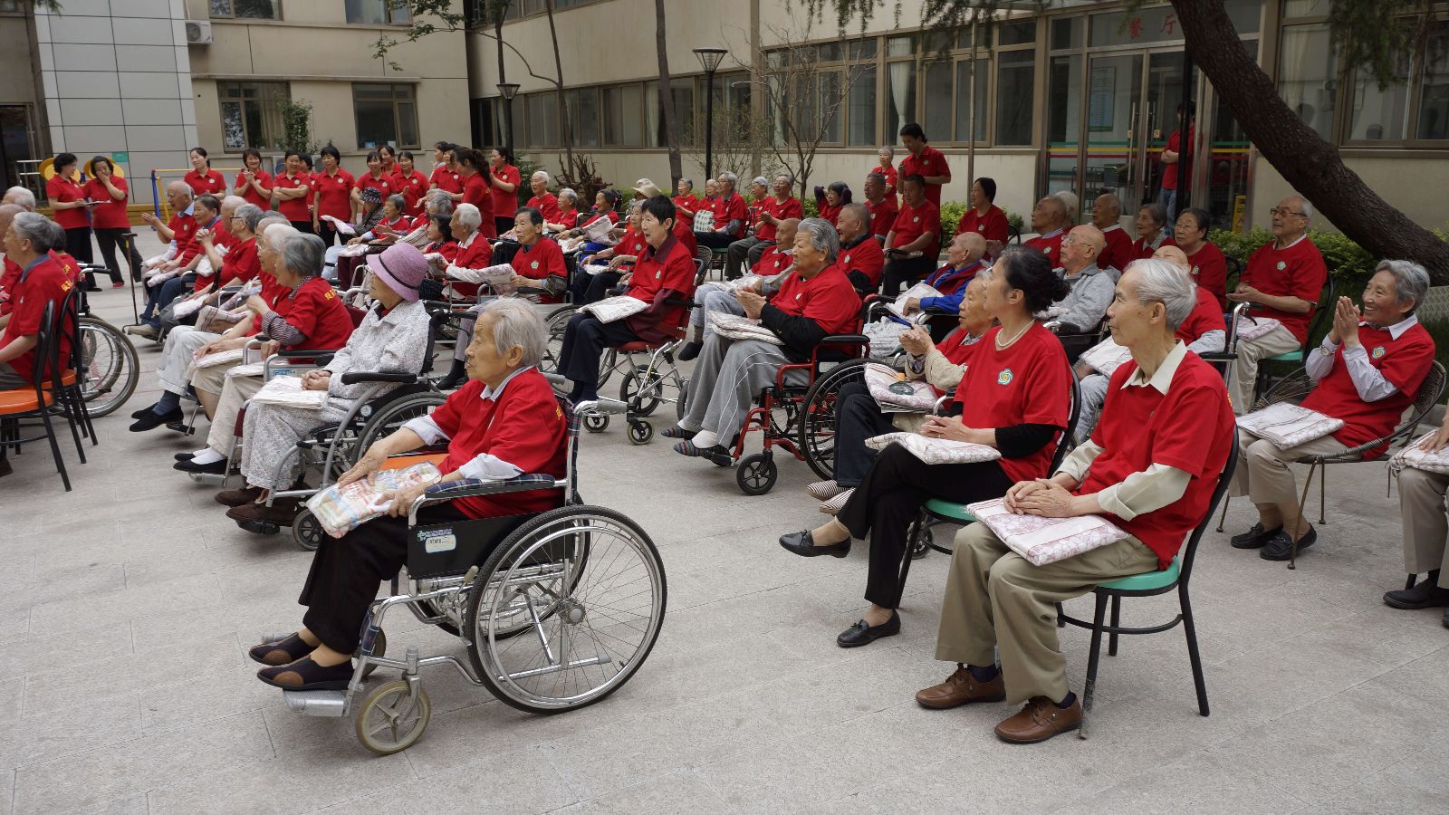 j9����վ�����й����ٷ���վ