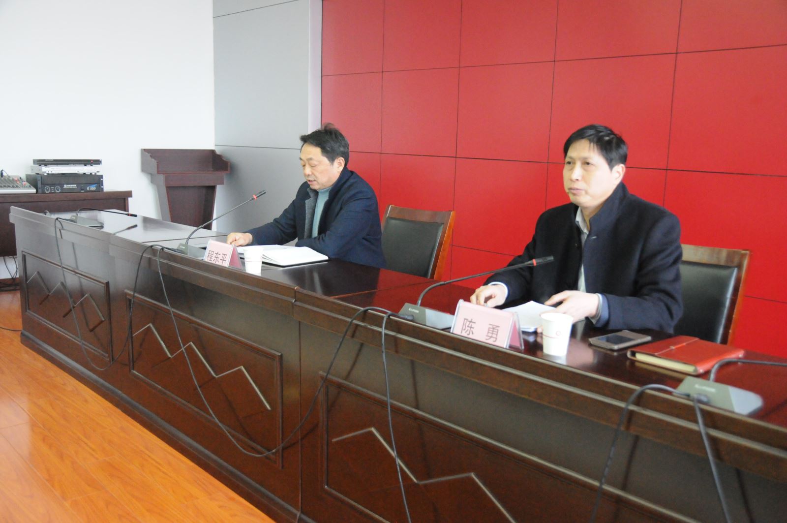 j9����վ�����й����ٷ���վ