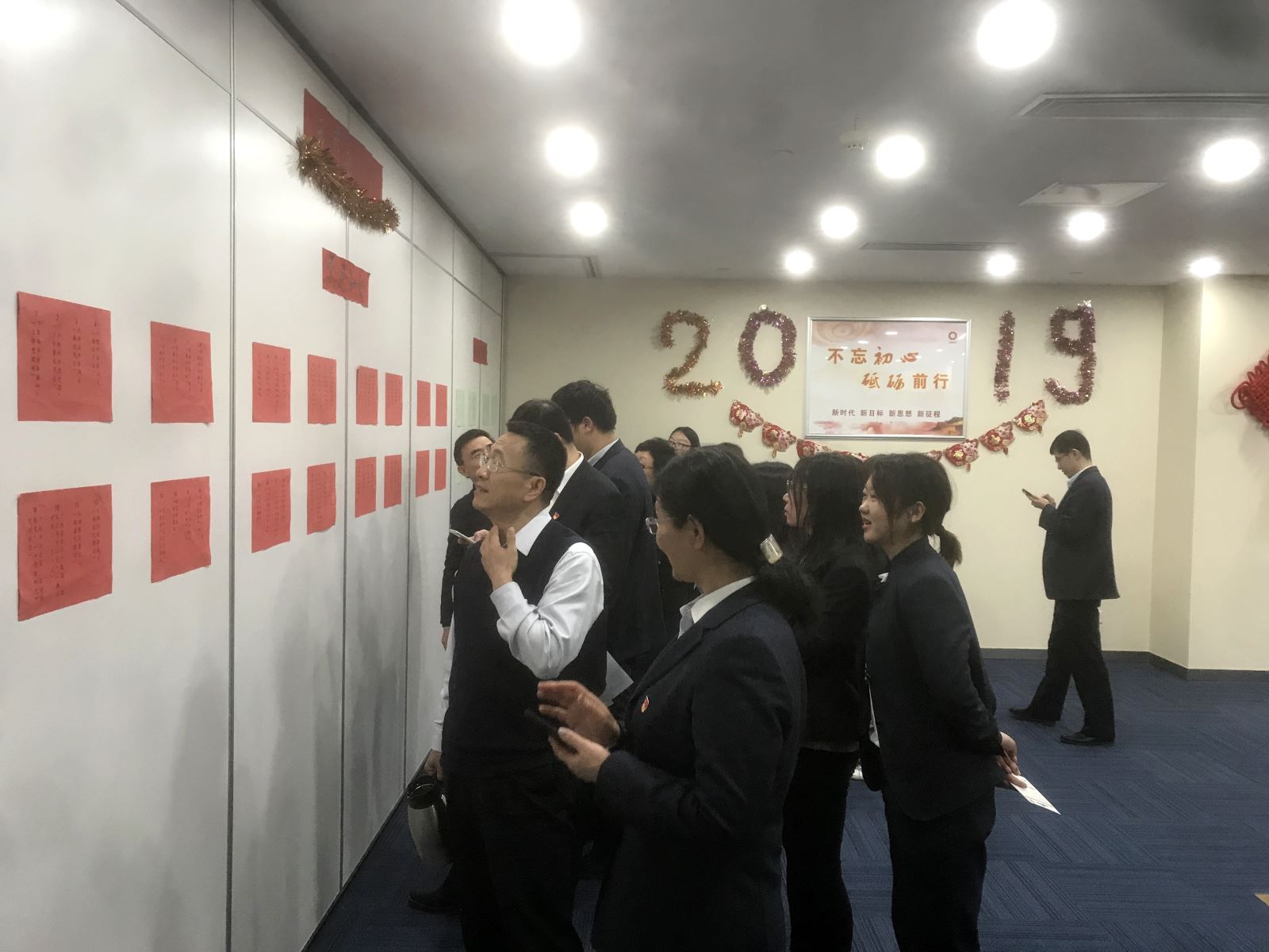 j9����վ�����й����ٷ���վ