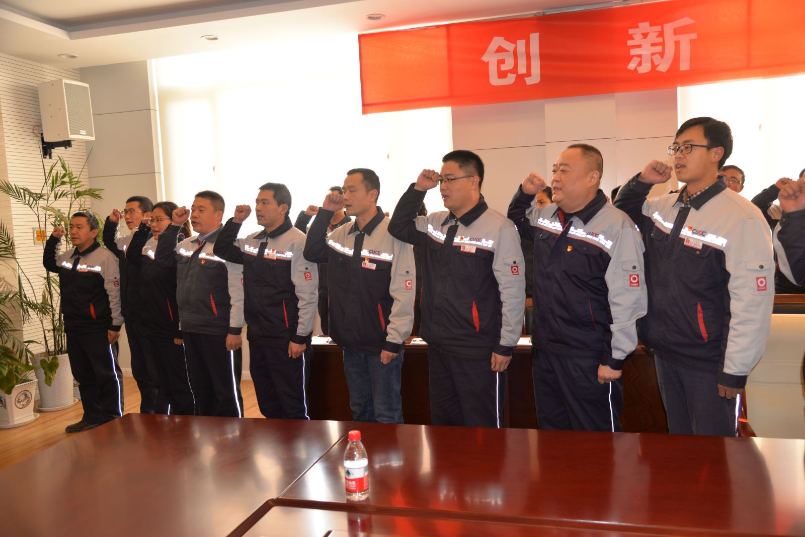 j9����վ�����й����ٷ���վ