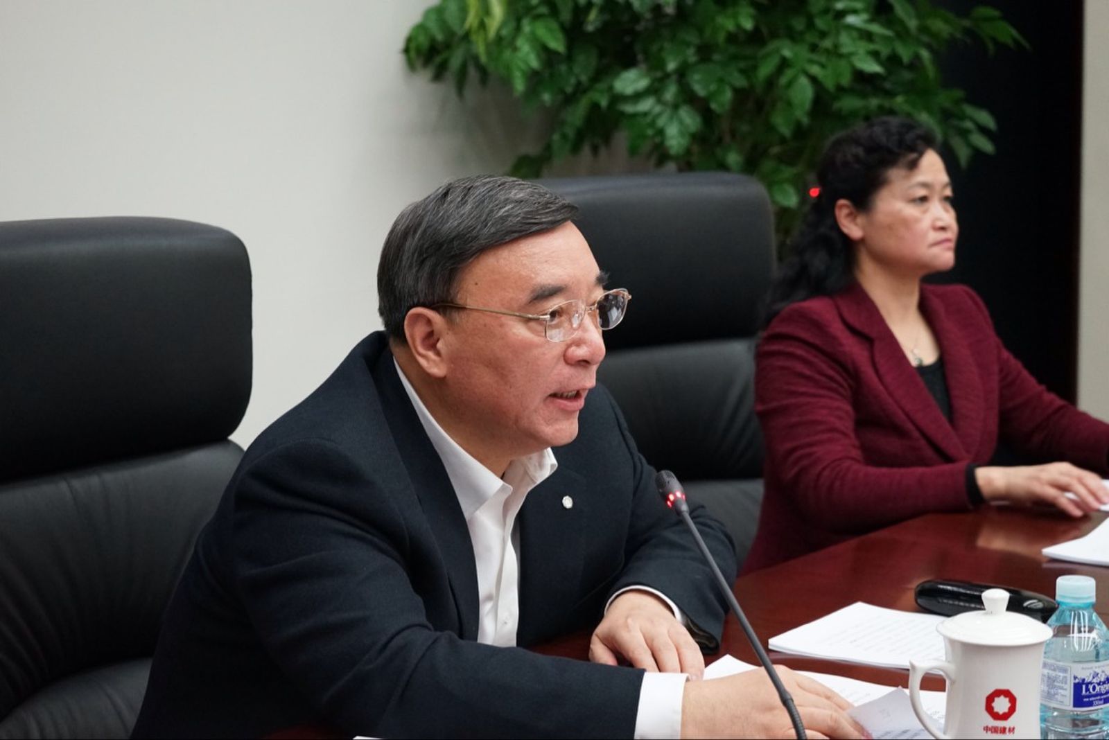 j9����վ�����й����ٷ���վ