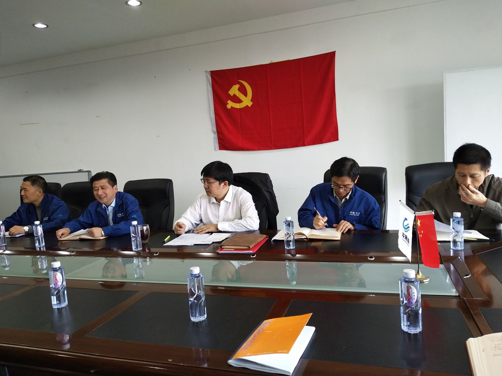 j9����վ�����й����ٷ���վ