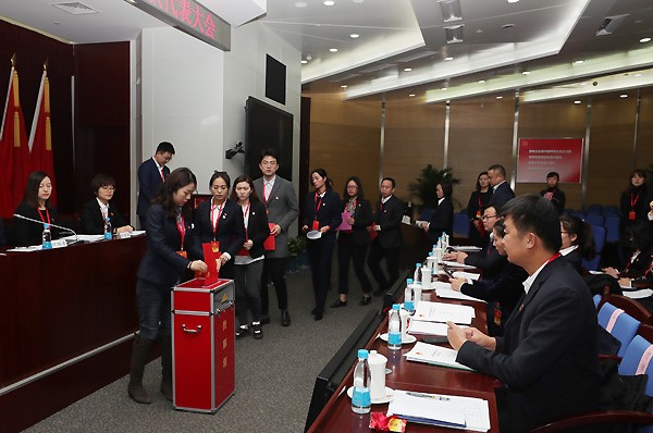 j9����վ�����й����ٷ���վ