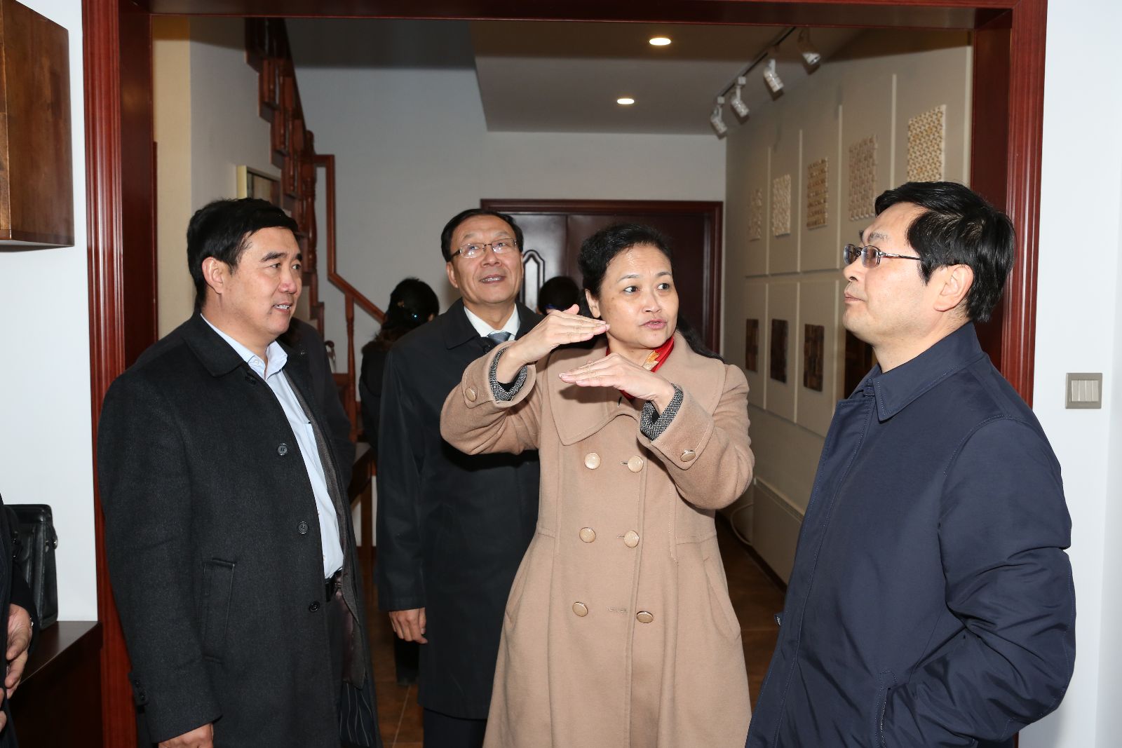 j9����վ�����й����ٷ���վ