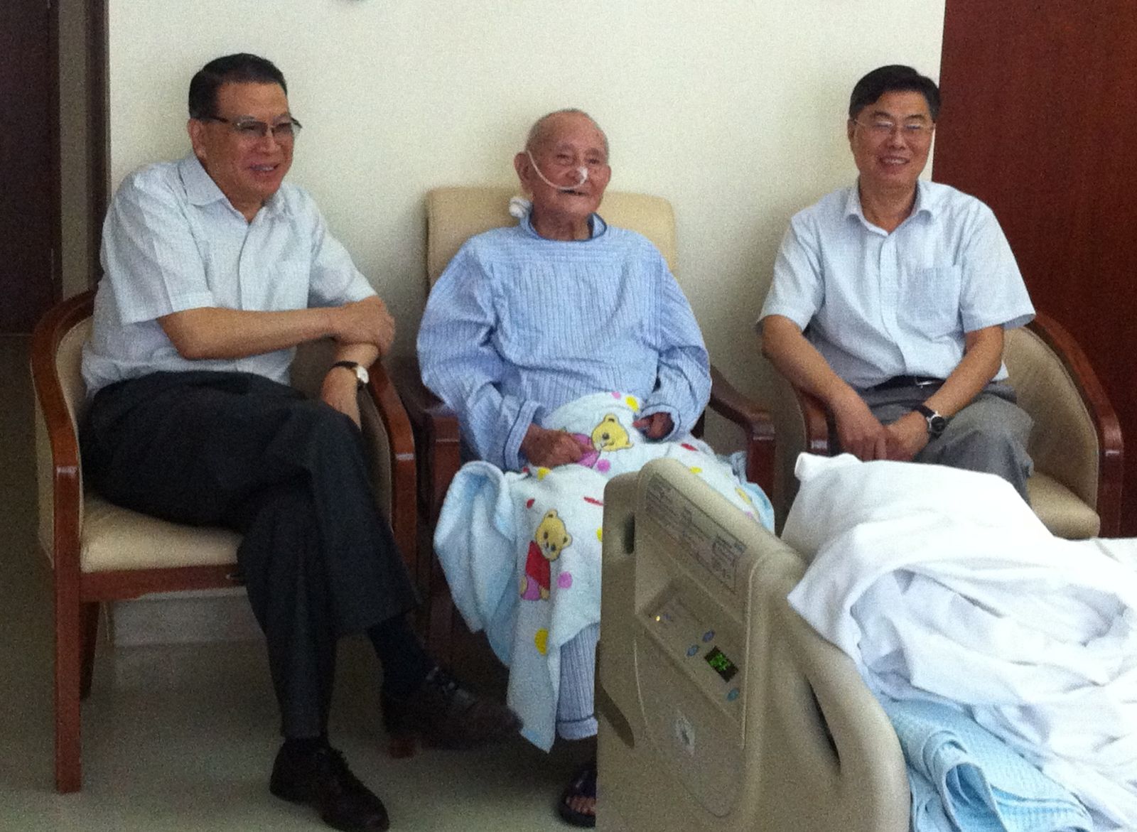 j9����վ�����й����ٷ���վ