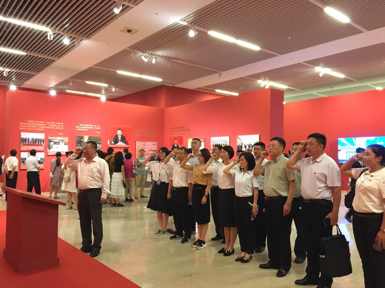 j9����վ�����й����ٷ���վ