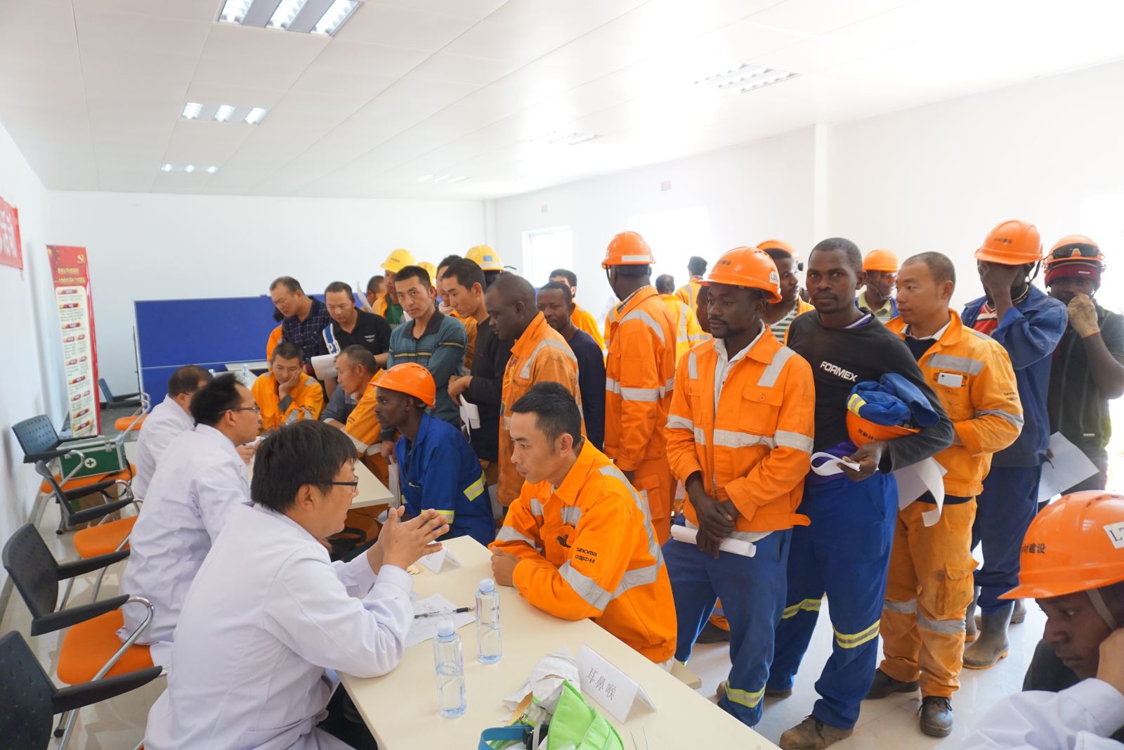 j9����վ�����й����ٷ���վ