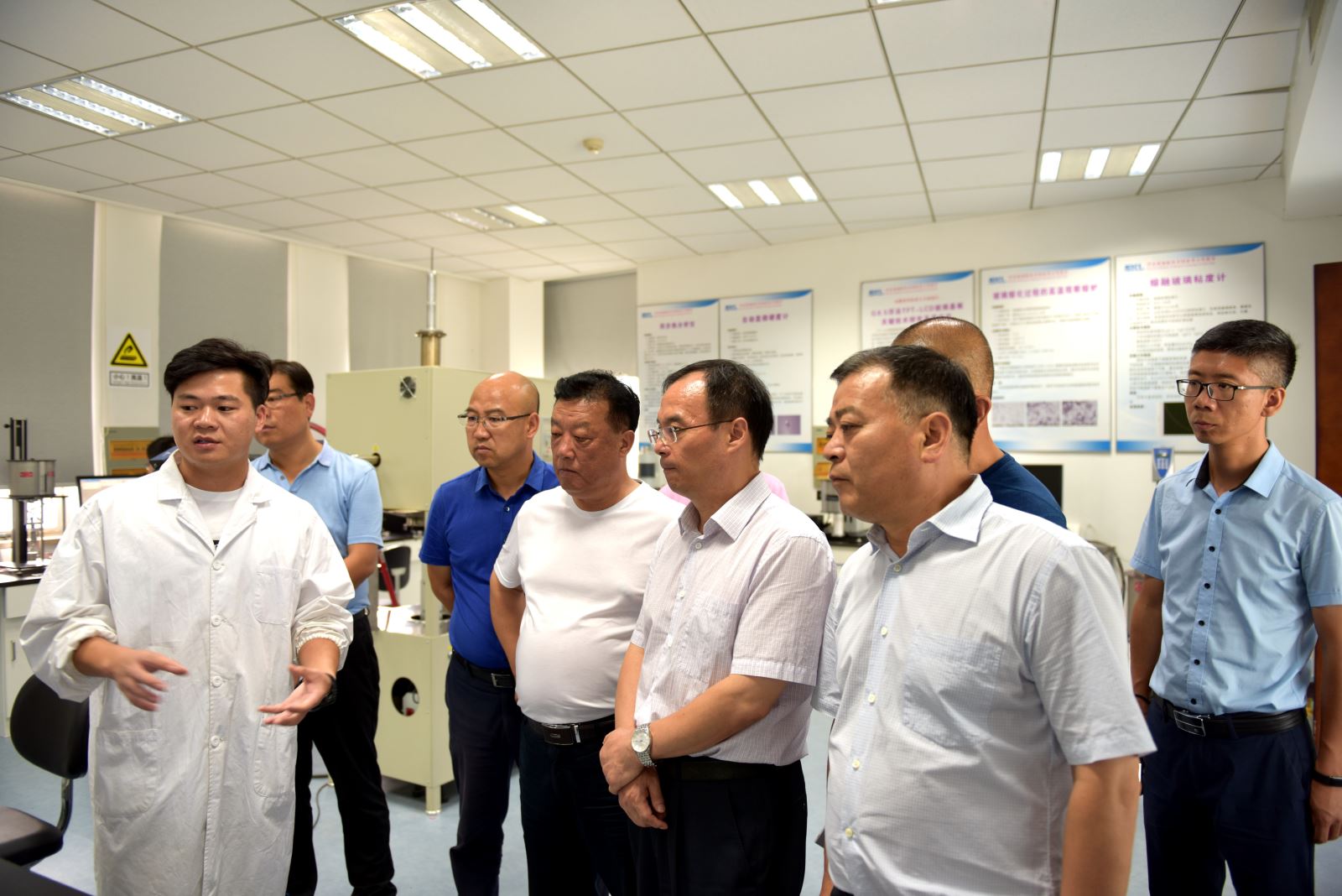 j9����վ�����й����ٷ���վ