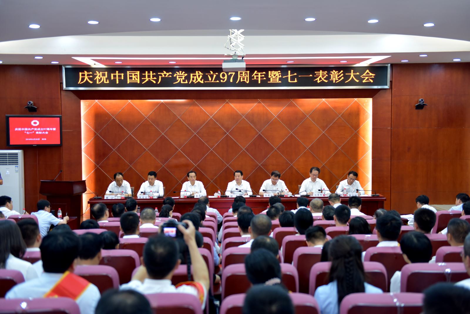 j9����վ�����й����ٷ���վ