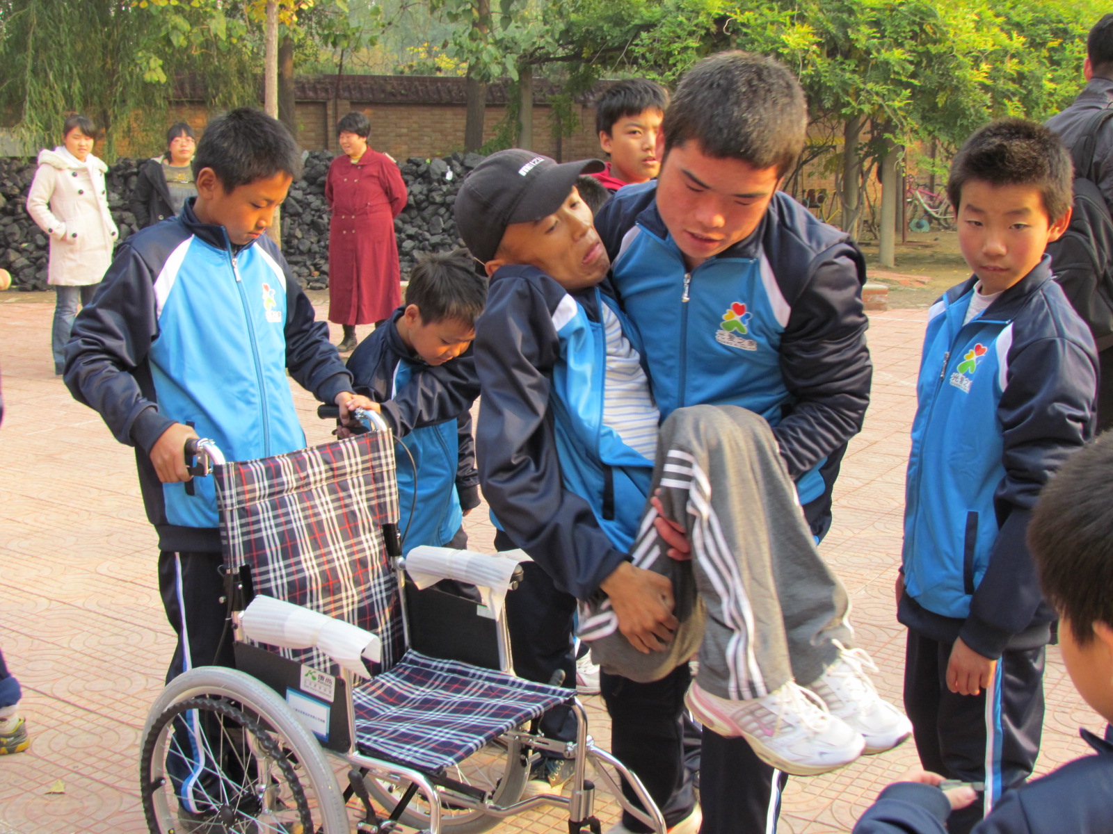 j9����վ�����й����ٷ���վ