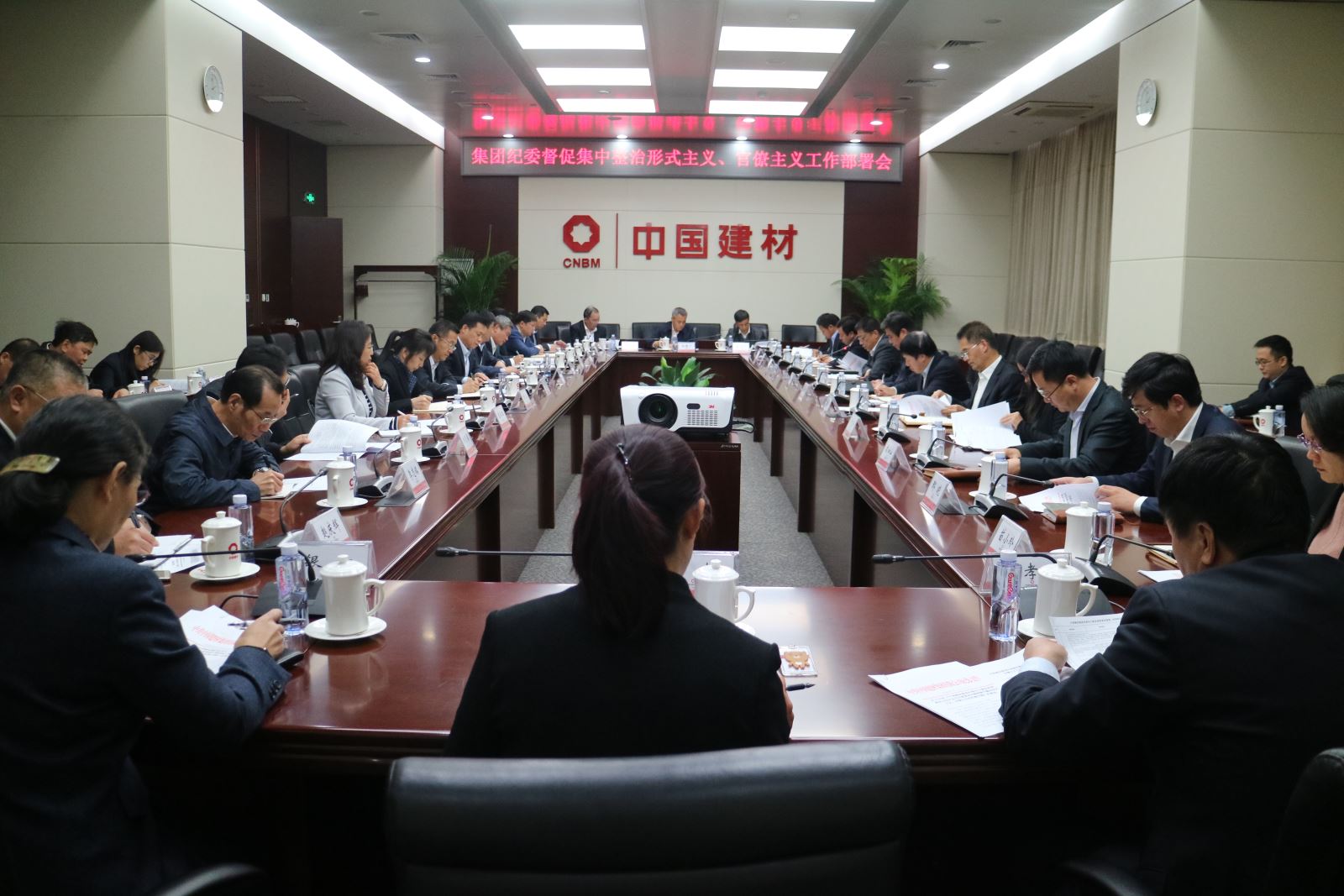 j9����վ�����й����ٷ���վ