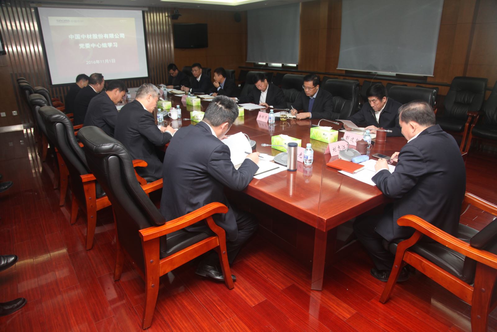 j9����վ�����й����ٷ���վ