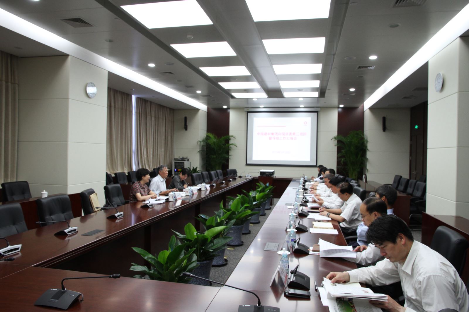 j9����վ�����й����ٷ���վ