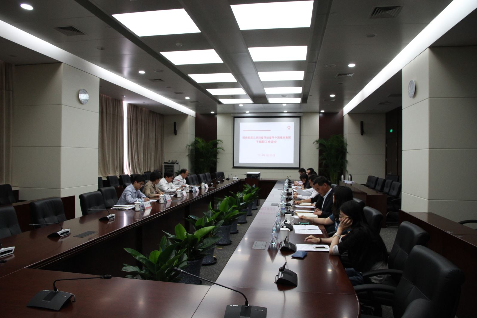 j9����վ�����й����ٷ���վ