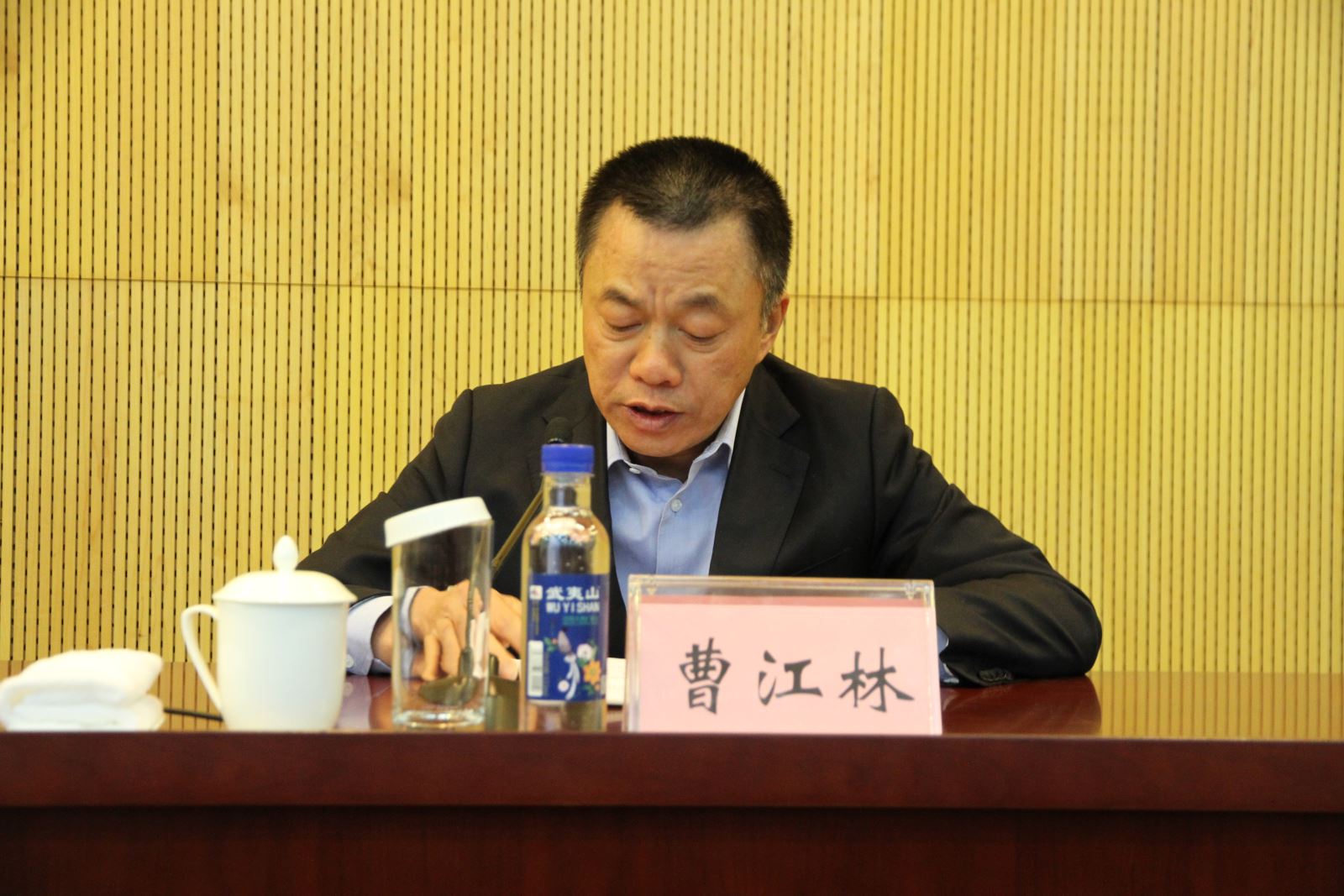 j9����վ�����й����ٷ���վ