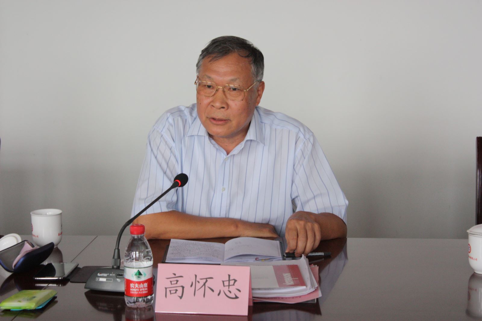 j9����վ�����й����ٷ���վ