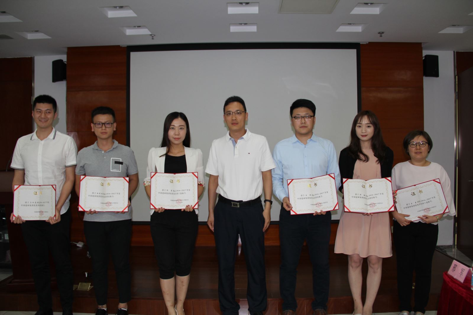 j9����վ�����й����ٷ���վ