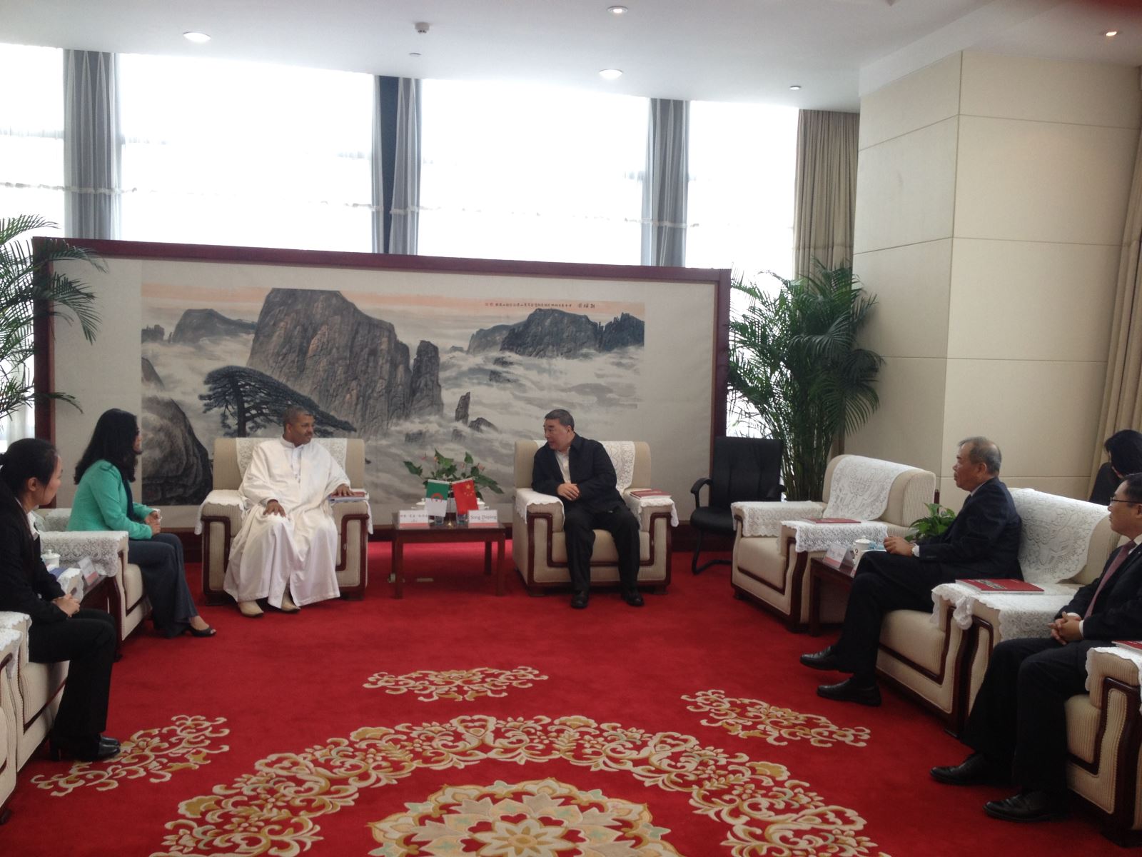 j9����վ�����й����ٷ���վ