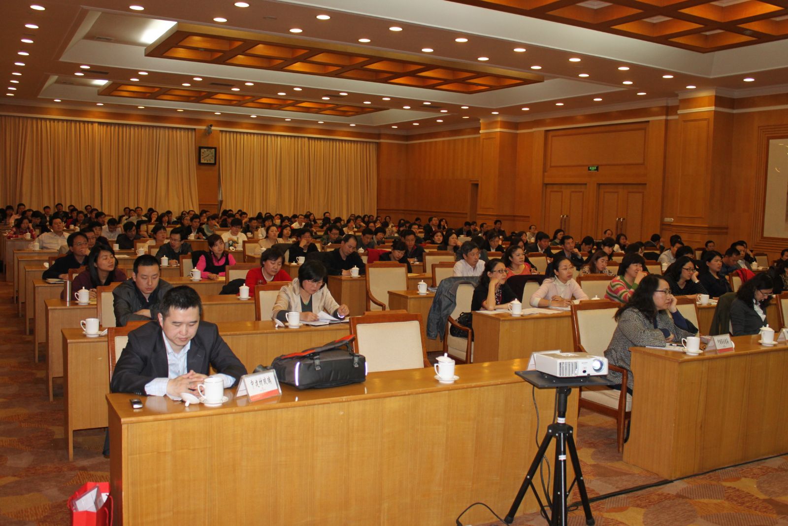 j9����վ�����й����ٷ���վ