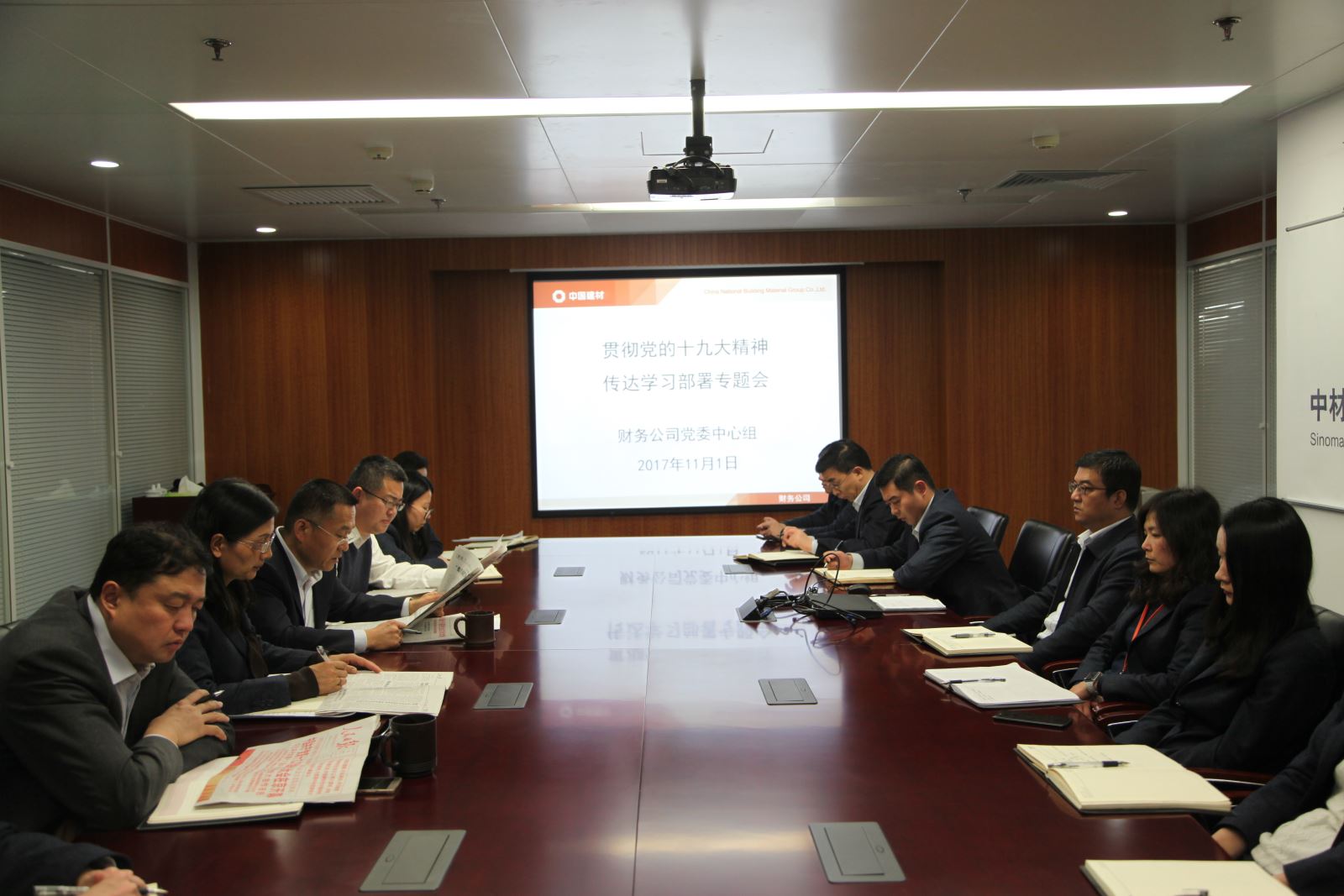 j9����վ�����й����ٷ���վ