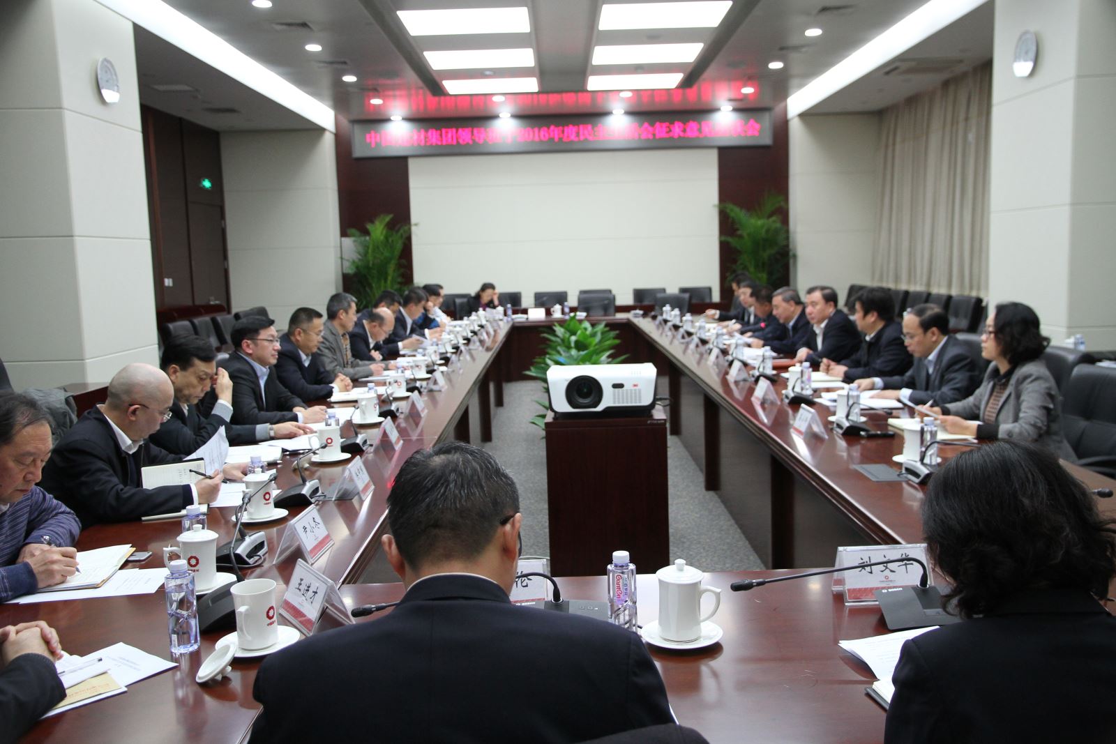 j9����վ�����й����ٷ���վ