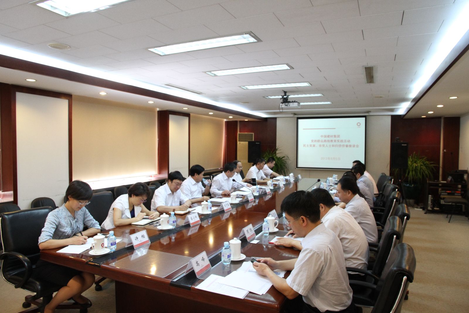 j9����վ�����й����ٷ���վ