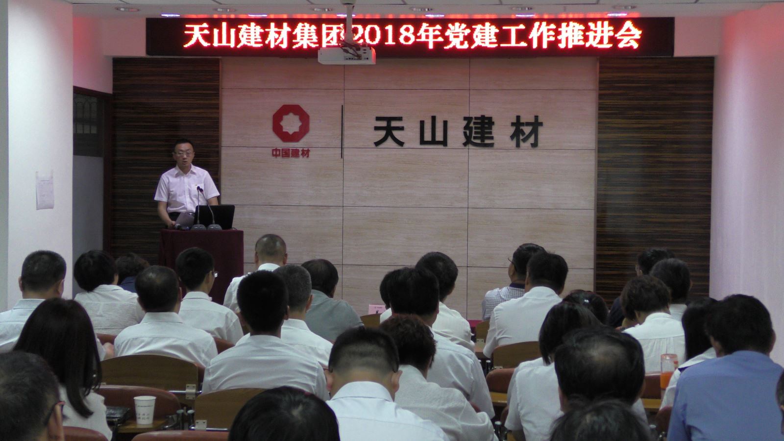 j9����վ�����й����ٷ���վ