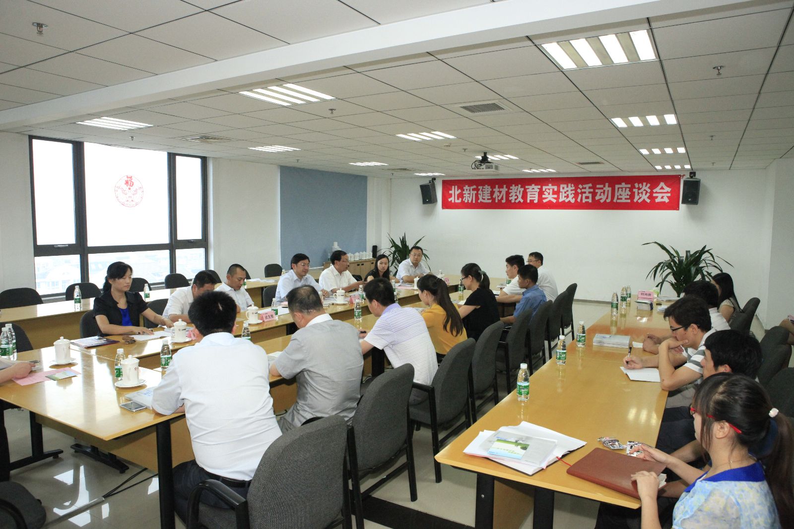 j9����վ�����й����ٷ���վ