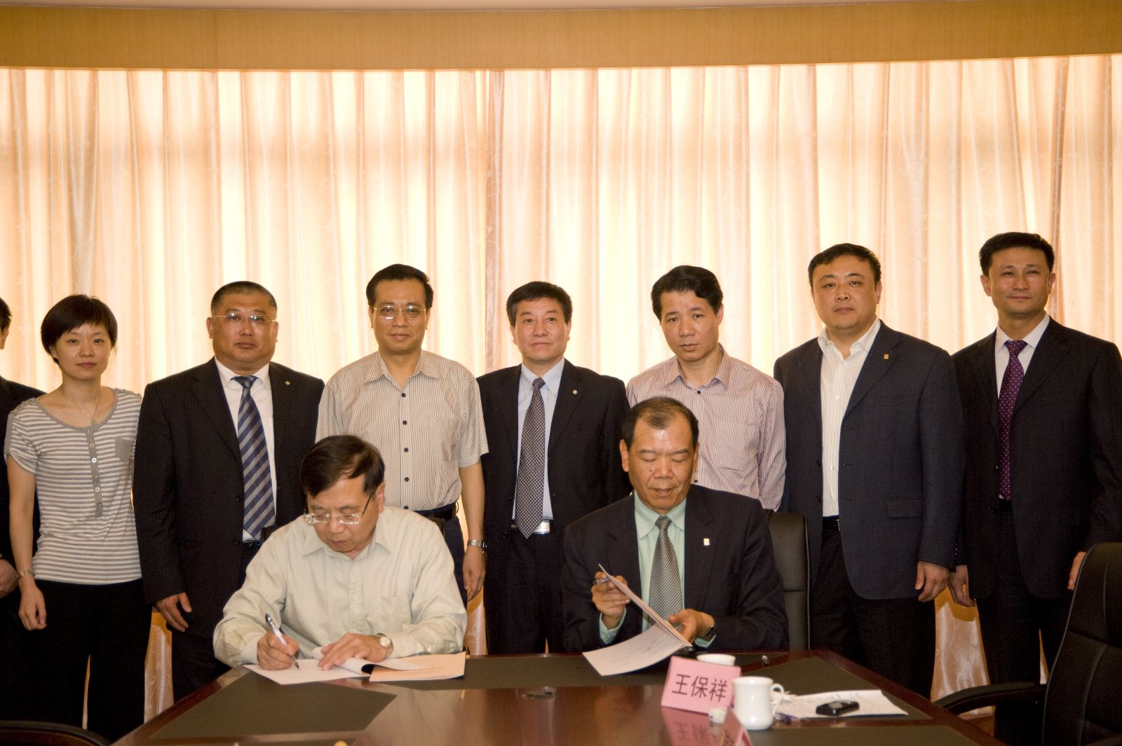 j9����վ�����й����ٷ���վ