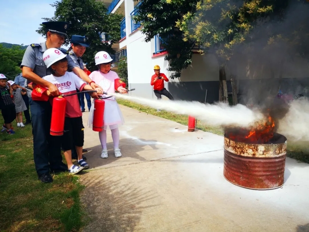 j9����վ�����й����ٷ���վ