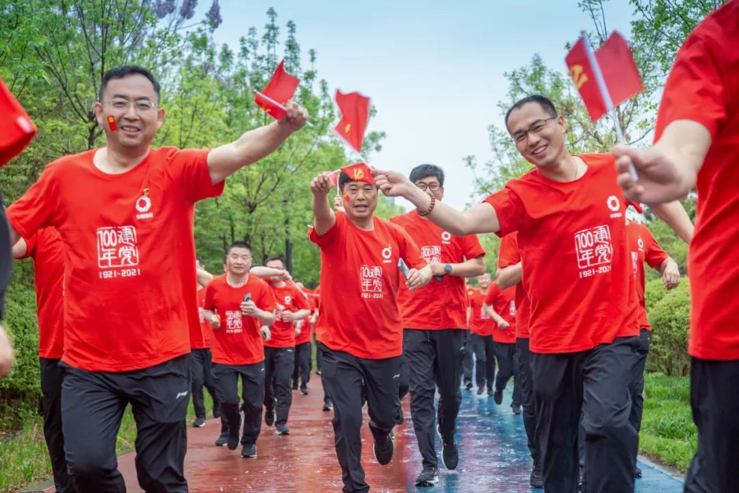 j9����վ�����й����ٷ���վ