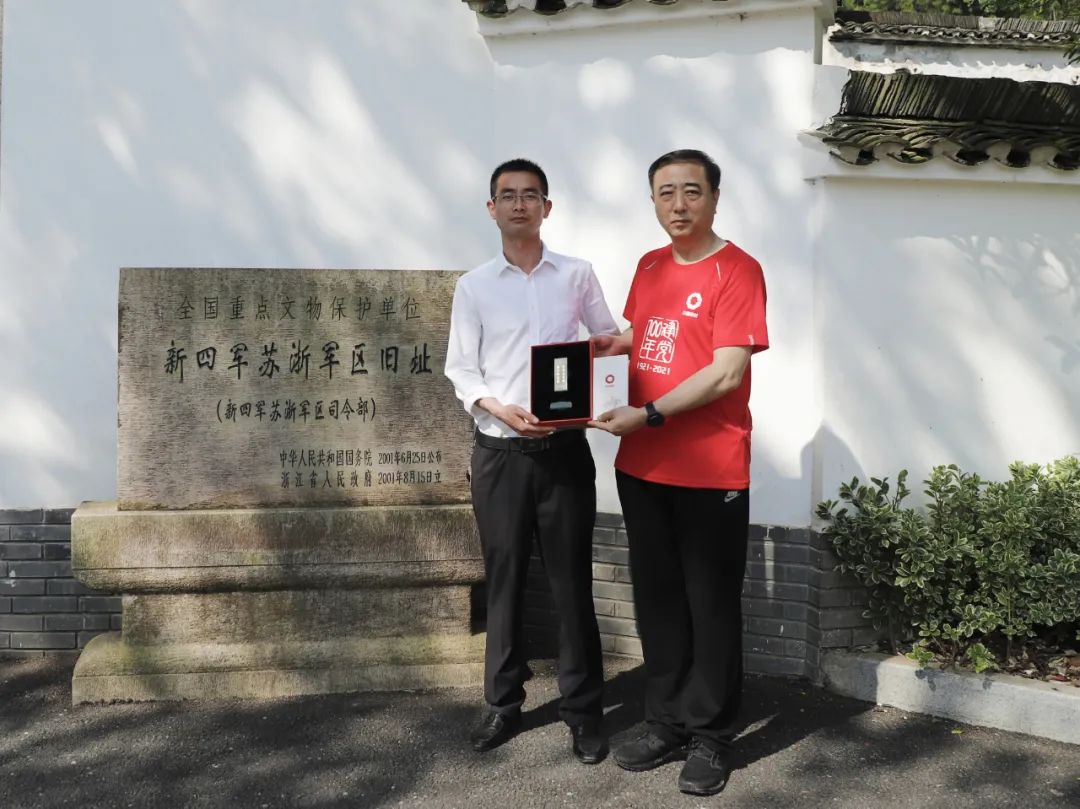 j9����վ�����й����ٷ���վ